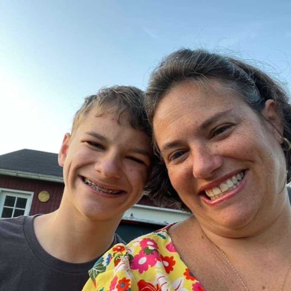 Meet your Posher, Cassandra